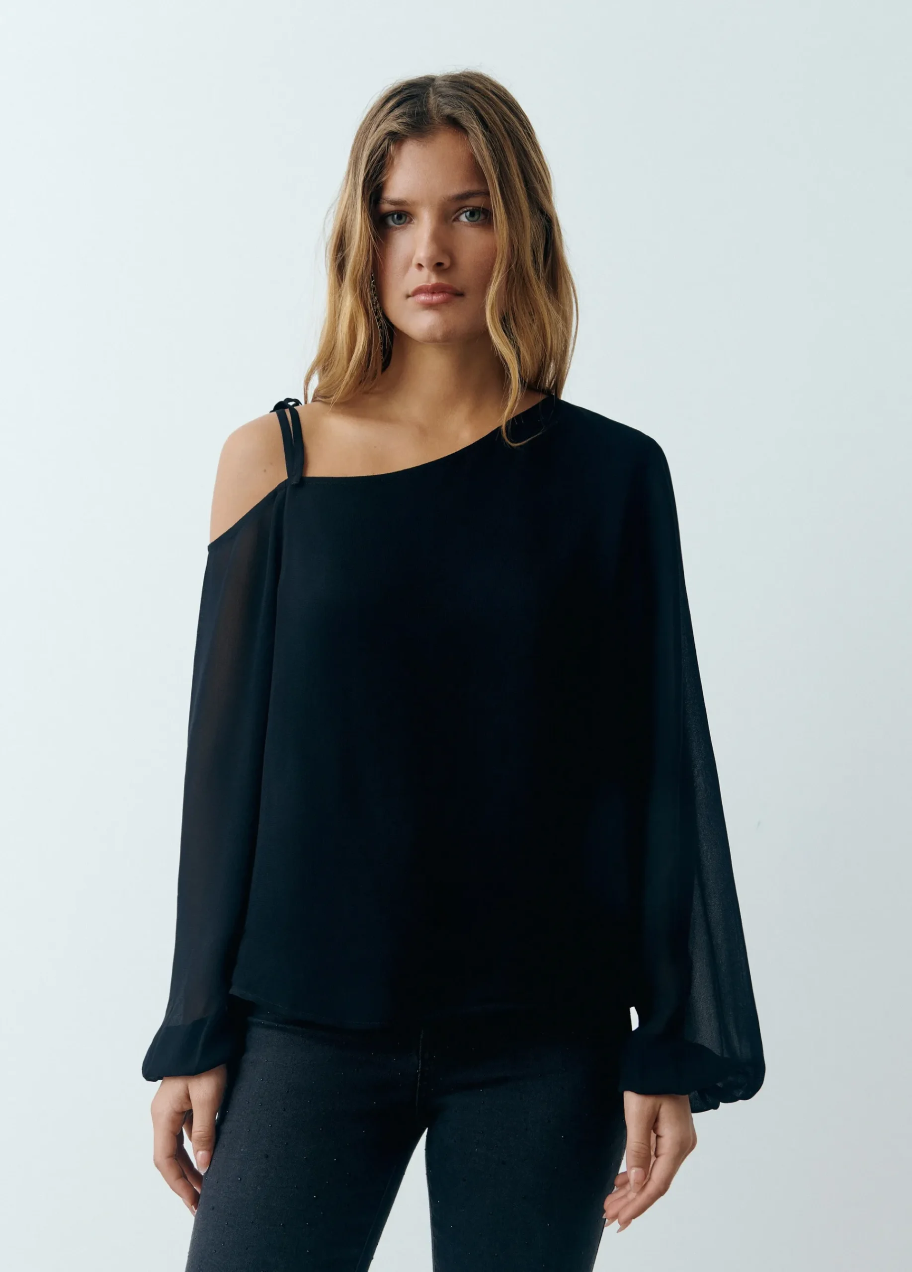 Brownie Camisas Y Blusas*Blusa asimétrica manga larga Negro