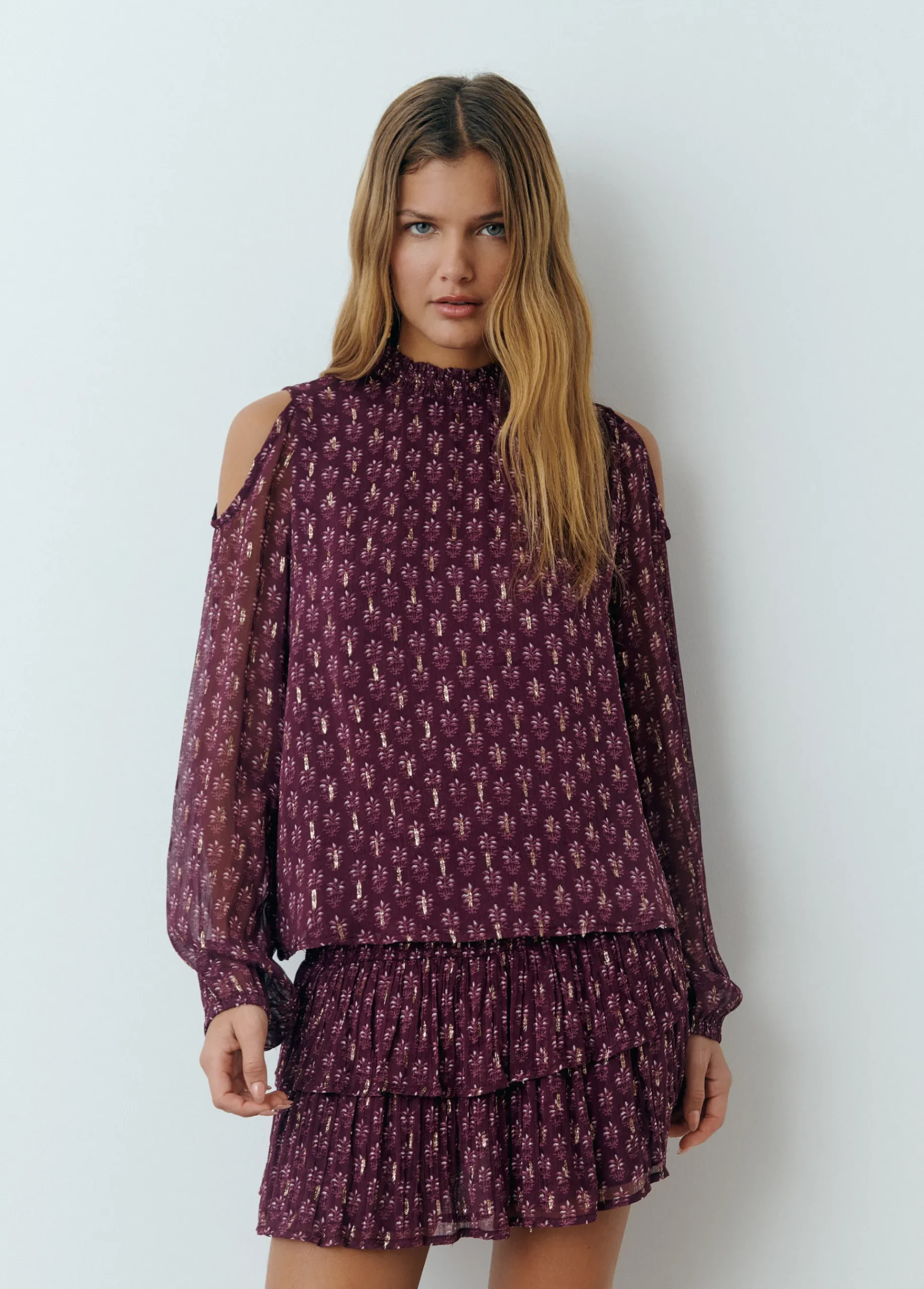 Brownie Camisas Y Blusas|Total Look*Blusa cut out estampado sello indio Berenjena