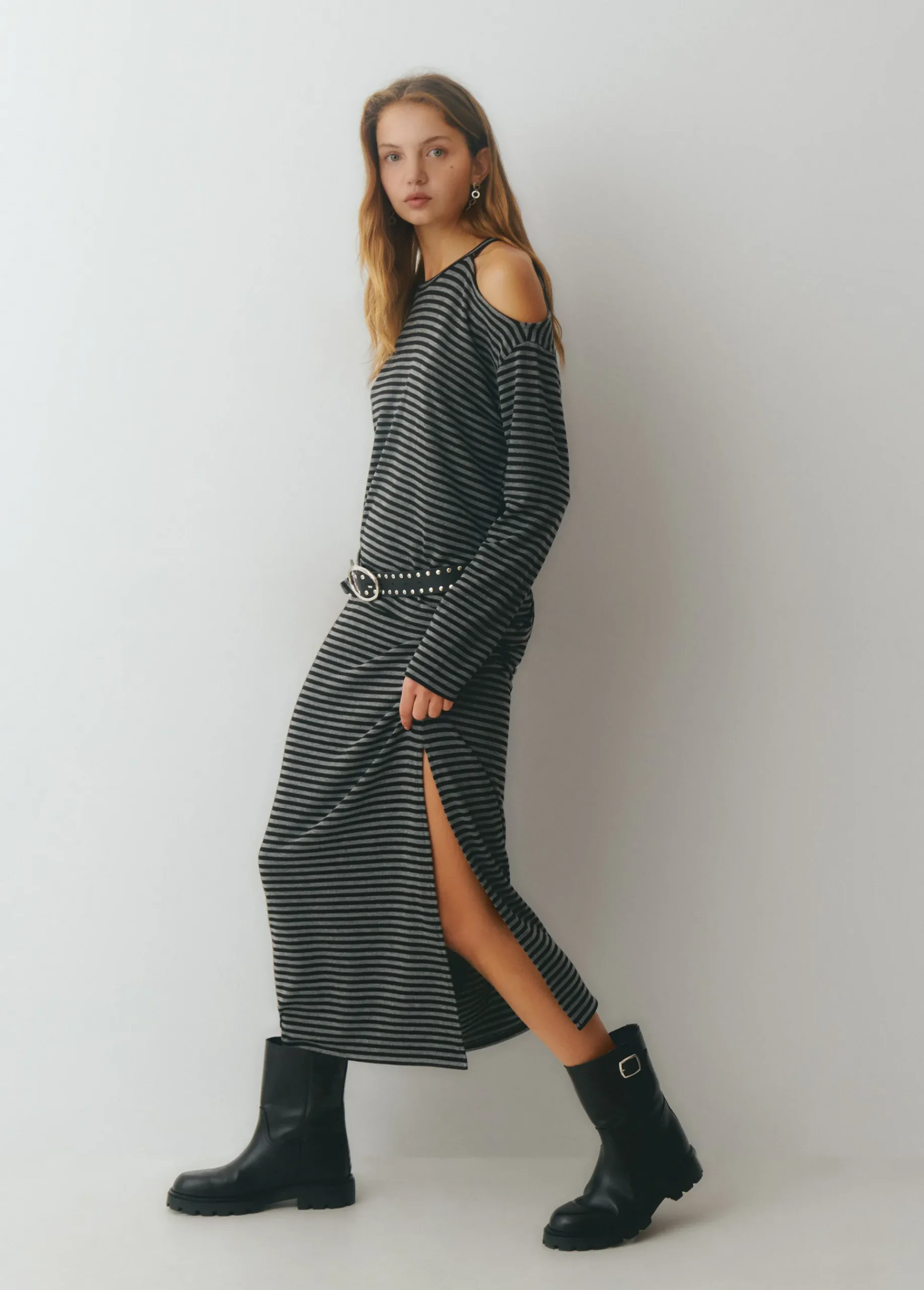 Brownie Camisetas Y Tops|Total Look*Camiseta cut-out hombro raya tejida Negro