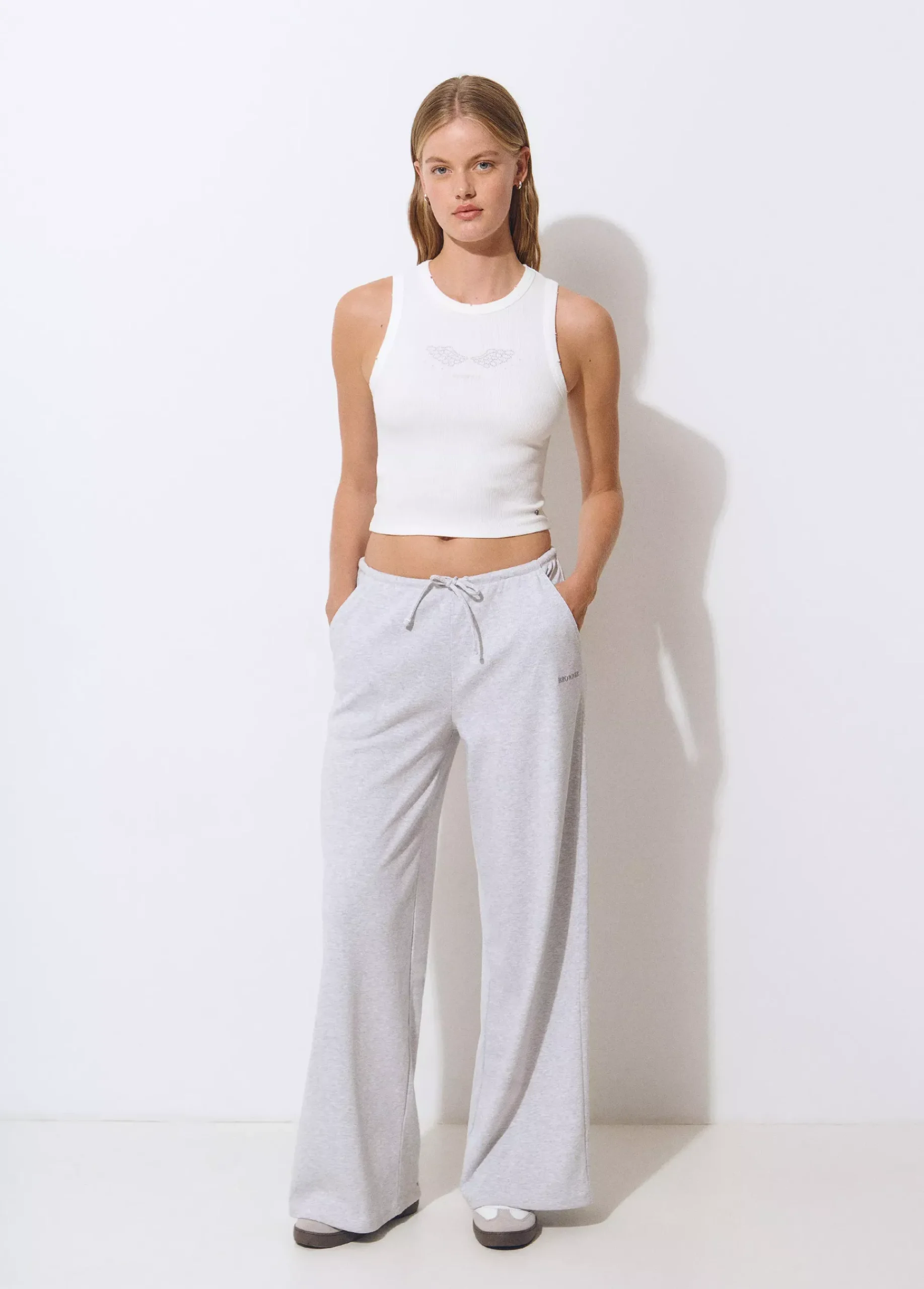 Brownie Pantalones*Pantalón felpa bordado Gris