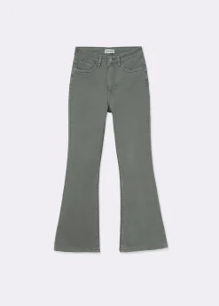 Brownie Pantalones*Pantalón flare cropped botones Kaki
