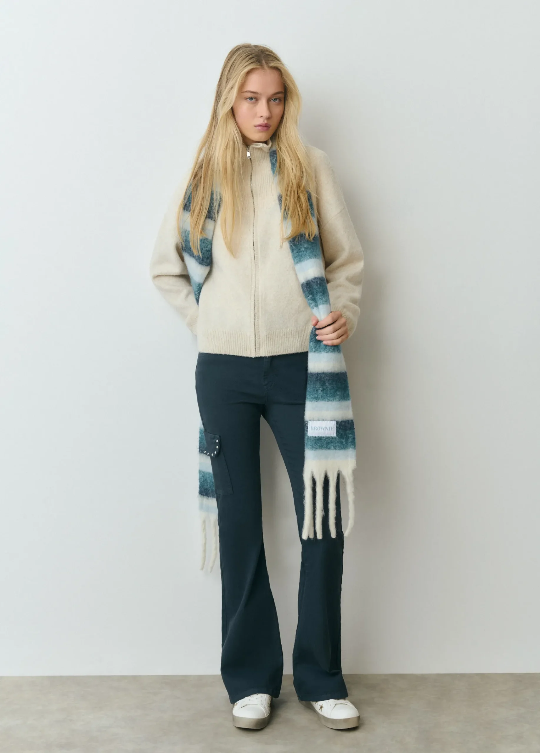 Brownie Pantalones*Pantalon campana cargo tachas Azulmarino