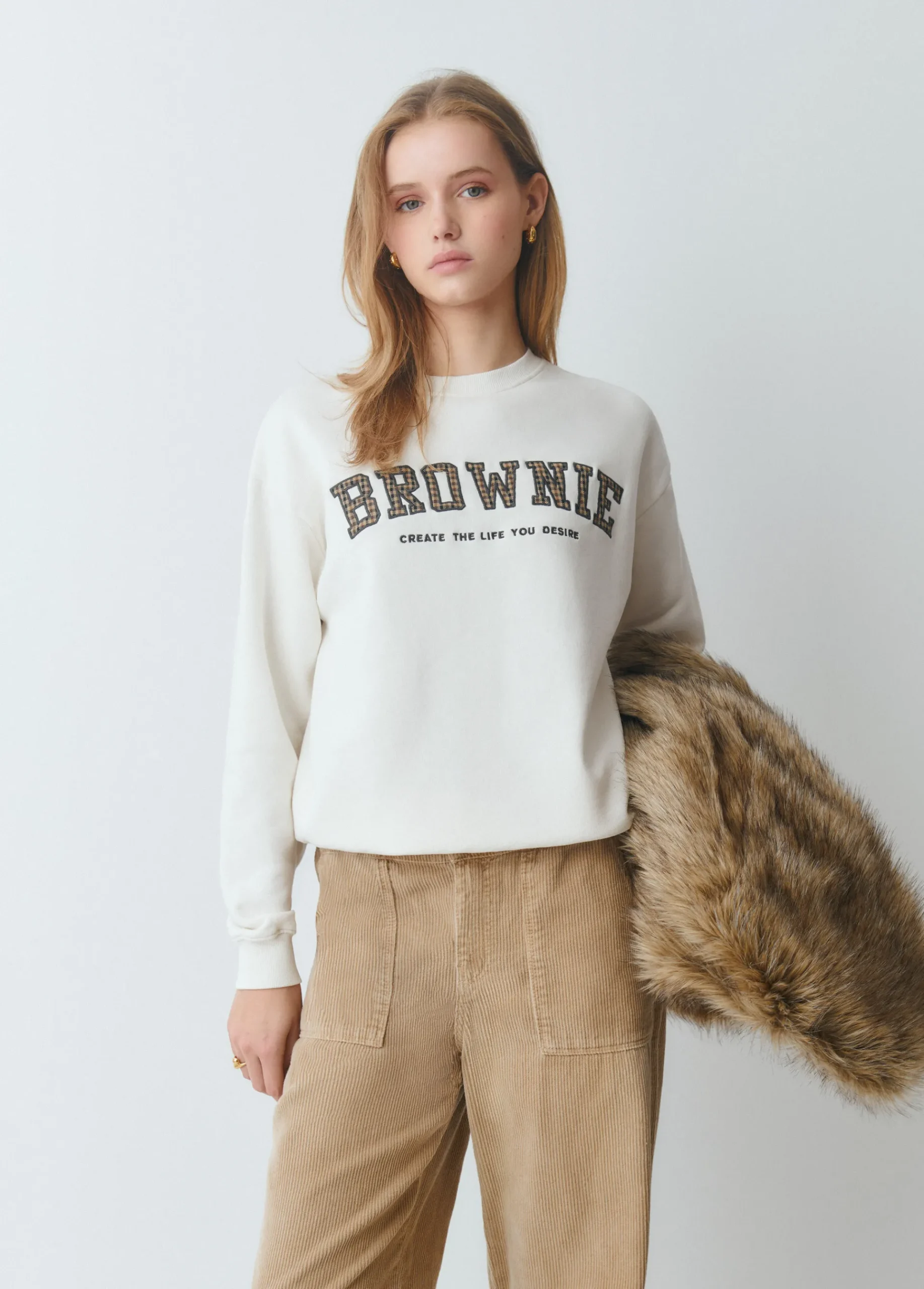 Brownie Sudaderas*Sudadera parche cuadros Crudo