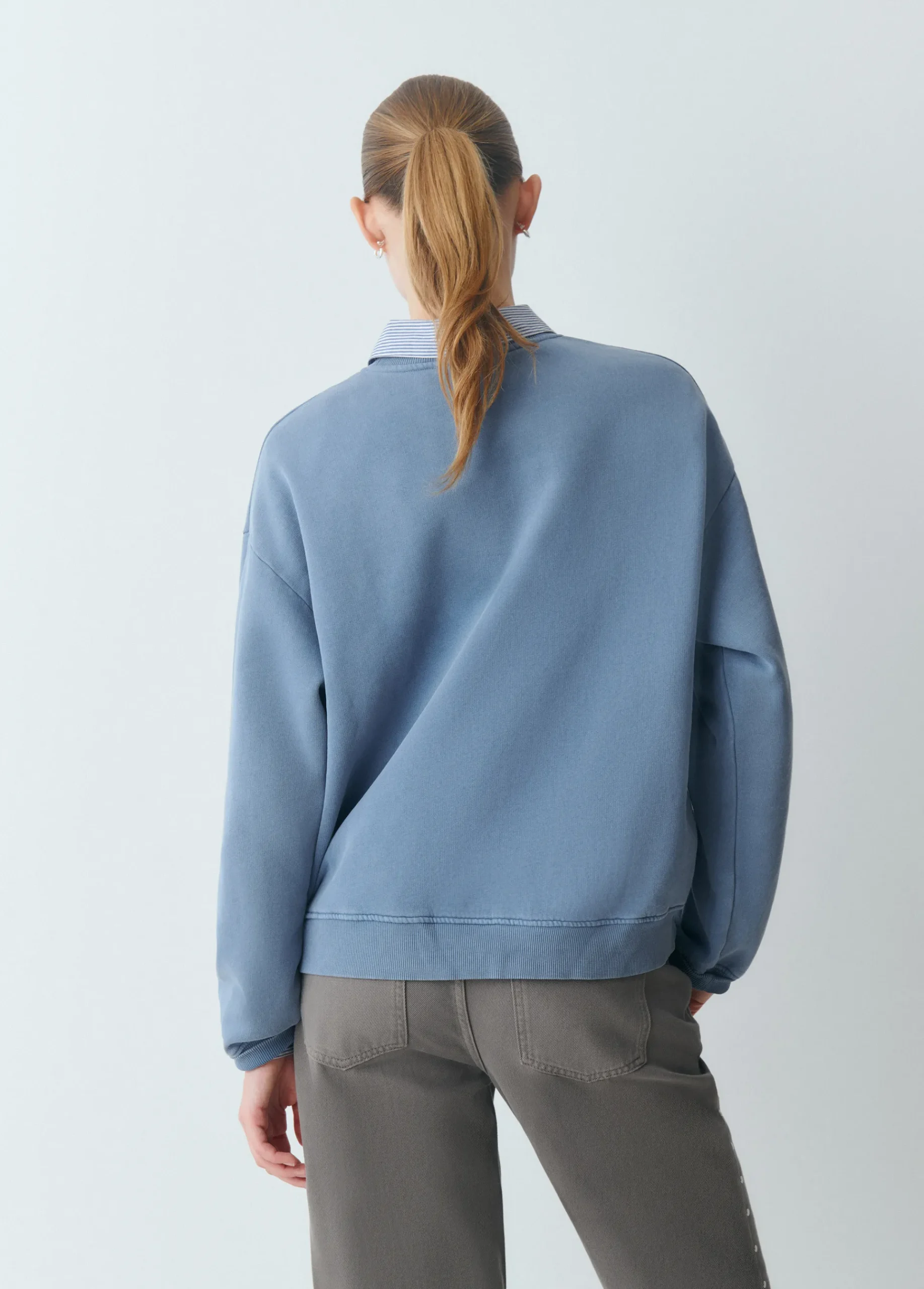 Brownie Sudaderas*Sudadera texto desflecado Azul